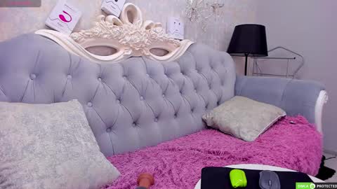 Jenny Ferguson online show from 4, 3, 2025