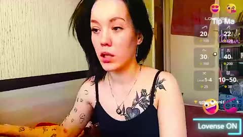 Snapshot of jennyrass chatting on 7, 4, 2026 JennyRass online show from 7, 4, 2026