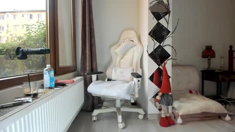 infamous blondiechloe.             Jennyjennywildd online show from 24, 10, 2025