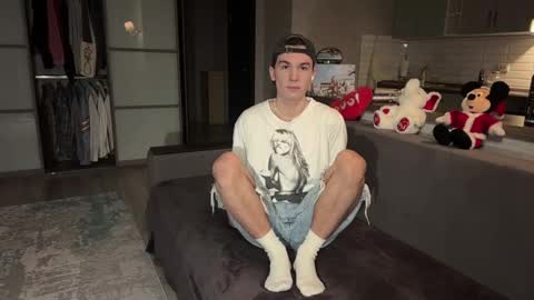 jeremy1scott online show from 16, 11, 2025