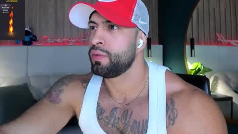 Snapshot of jeremy_harden chatting on 18, 11, 2025 Jeremy online show from 18, 11, 2025