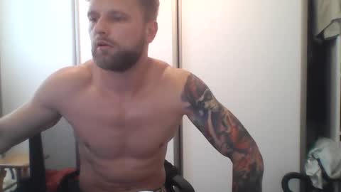 Snapshot of jerryalise chatting on 12, 9, 2025 jerryalise online show from 12, 9, 2025