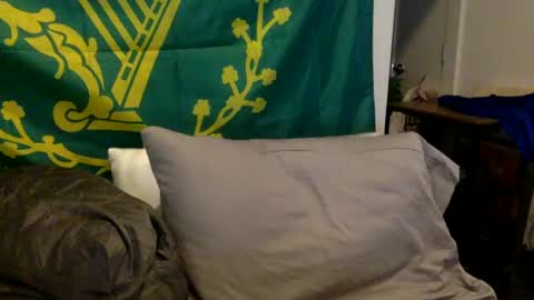 Snapshot of jerseydevl chatting on 22, 12, 2024 the jersey devil online show from 22, 12, 2024