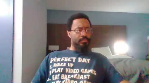 Snapshot of jerzey2k2 chatting on 19, 3, 2026 Jerzey2k2 aka the Alpha online show from 19, 3, 2026