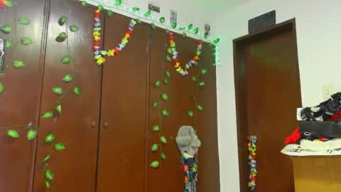 Snapshot of jess_sweett chatting on 16, 4, 2026 Jessica online show from 16, 4, 2026