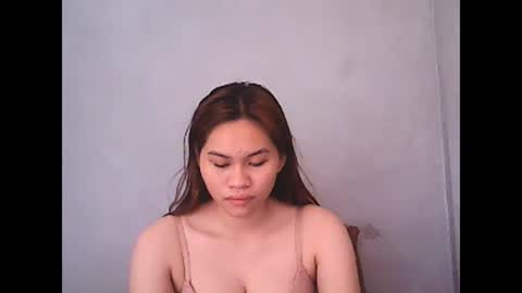 Snapshot of jessa_21 chatting on 25, 2, 2025 jessa_21 online show from 25, 2, 2025