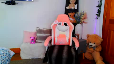 Jessabelle Diamond online show from 23, 7, 2026