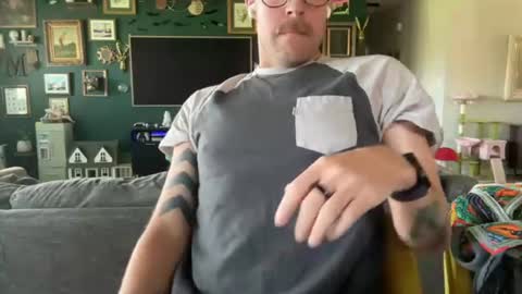 jesserowan online show from 22, 7, 2026