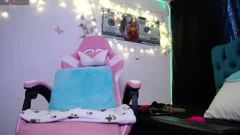 Snapshot of jessi1986_ chatting on 12, 7, 2026 Jessie online show from 12, 7, 2026