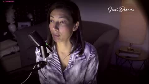 Jessica Gomez online show from 2, 10, 2025