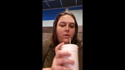 Snapshot of jessi_eats chatting on 1, 3, 2026 jessi_eats online show from 1, 3, 2026