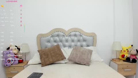 Snapshot of jessica_cortes chatting on 15, 10, 2025 jessica cortes online show from 15, 10, 2025