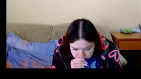 jessicaholland1 online show from 13, 4, 2026