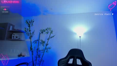  Jessica Pratt  IG jessicaxpratt online show from 13, 1, 2025