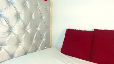 jessicarabbit4 online show from 12, 11, 2025