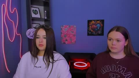 Snapshot of jessie_francise chatting on 23, 4, 2026 Jessie online show from 23, 4, 2026