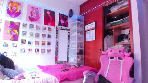 Snapshot of jessie_williams_01 chatting on 25, 3, 2026 Your Sweet Angel online show from 25, 3, 2026