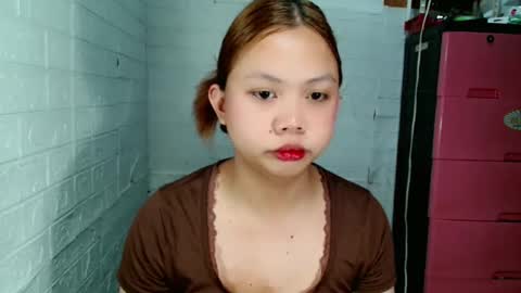 Snapshot of jessiefoxx0 chatting on 24, 4, 2026 Jessie online show from 24, 4, 2026
