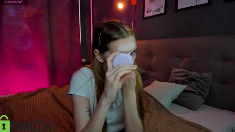 Snapshot of jessiexxiv chatting on 13, 10, 2025 Jessie online show from 13, 10, 2025