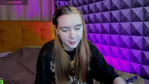 Snapshot of jessiexxiv chatting on 15, 10, 2025 Jessie online show from 15, 10, 2025