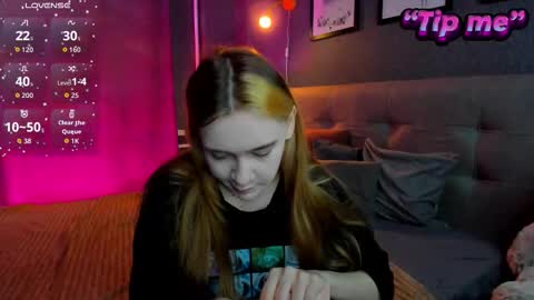 Snapshot of jessiexxiv chatting on 24, 10, 2025 Jessie online show from 24, 10, 2025