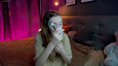 Snapshot of jessiexxiv chatting on 14, 11, 2025 Jessie online show from 14, 11, 2025