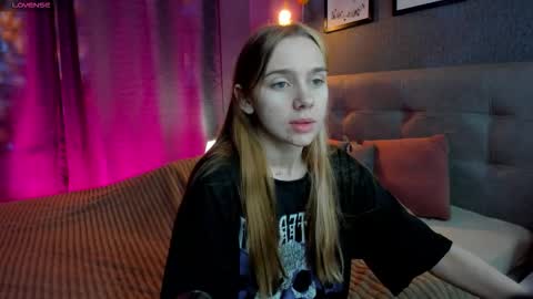 Snapshot of jessiexxiv chatting on 26, 11, 2025 Jessie online show from 26, 11, 2025