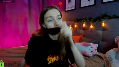 Snapshot of jessiexxiv chatting on 6, 1, 2026 Jessie online show from 6, 1, 2026