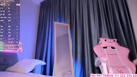 Snapshot of jessy_j_ chatting on 9, 7, 2026 JessyJ online show from 9, 7, 2026