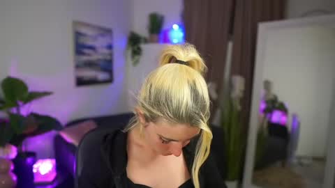 Snapshot of jetpearl chatting on 23, 4, 2026 Jet online show from 23, 4, 2026