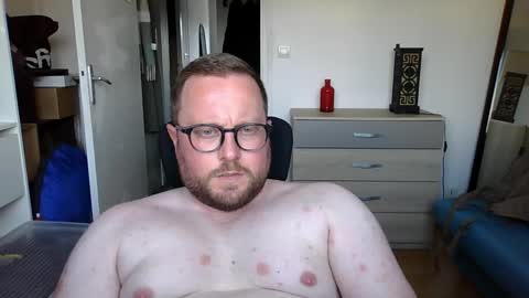 jeuneloup92 online show from 26, 5, 2026