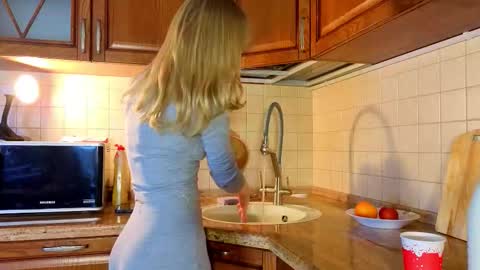 Gwen online show from 7, 2, 2026