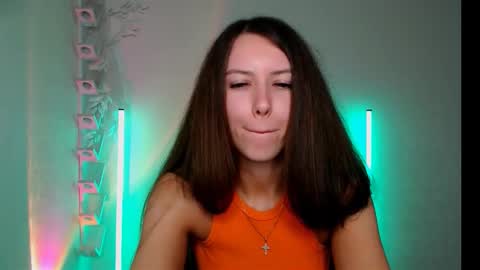 Snapshot of jewelrosse chatting on 15, 10, 2025 Jewel online show from 15, 10, 2025