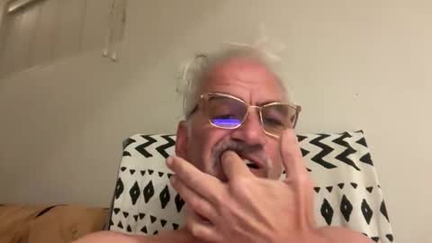 jewlronny online show from 15, 4, 2026