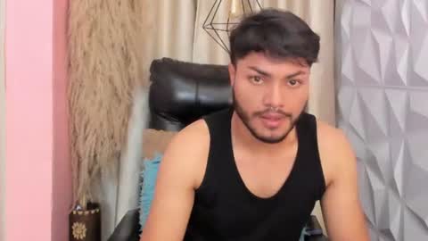jey_mitchell online show from 18, 6, 2026