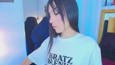 Snapshot of jeyandblae_ chatting on 8, 4, 2026 Jey online show from 8, 4, 2026