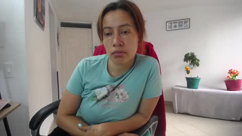 Snapshot of jezabel_purple chatting on 6, 1, 2026 Camila online show from 6, 1, 2026