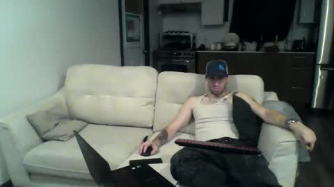 Snapshot of jf12334 chatting on 8, 11, 2025 NedeledeN online show from 8, 11, 2025