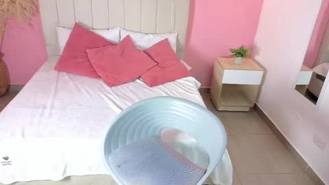 Snapshot of jhan_vassilis chatting on 24, 4, 2026 Jhan online show from 24, 4, 2026