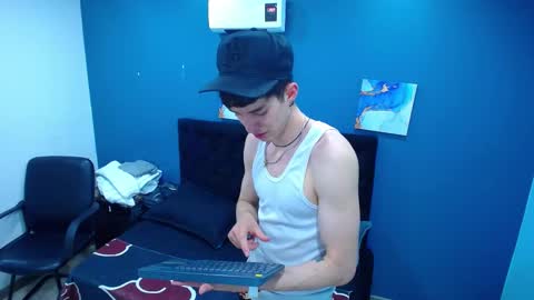 Snapshot of jheampiero chatting on 31, 10, 2025 Jheampiero online show from 31, 10, 2025