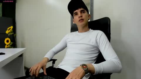 Snapshot of jheampiero chatting on 14, 4, 2026 Jheampiero online show from 14, 4, 2026