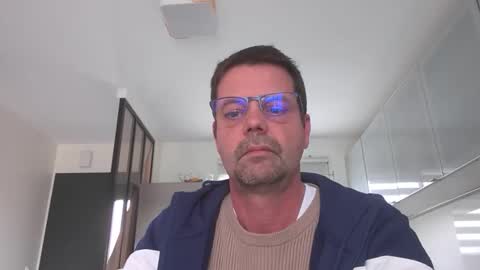 Snapshot of jhmec44000 chatting on 1, 4, 2026 jhmec44000 online show from 1, 4, 2026