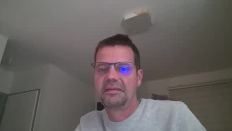 Snapshot of jhmec44000 chatting on 6, 4, 2026 jhmec44000 online show from 6, 4, 2026