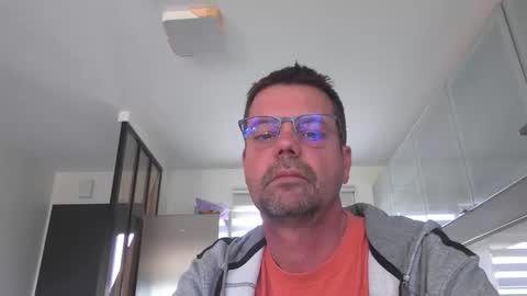 Snapshot of jhmec44000 chatting on 8, 4, 2026 jhmec44000 online show from 8, 4, 2026