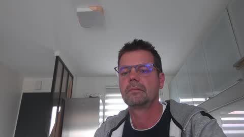 Snapshot of jhmec44000 chatting on 22, 4, 2026 jhmec44000 online show from 22, 4, 2026
