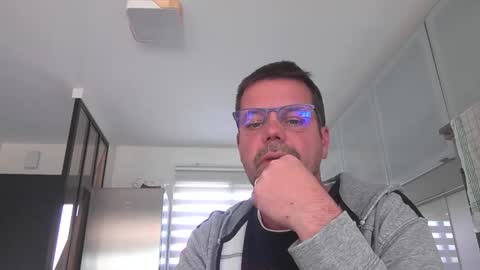 Snapshot of jhmec44000 chatting on 23, 4, 2026 jhmec44000 online show from 23, 4, 2026