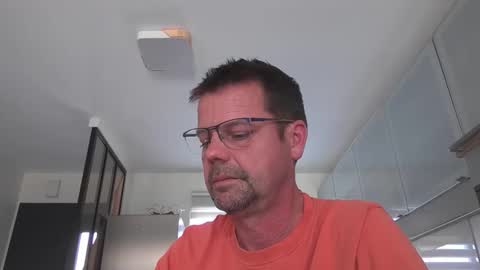 Snapshot of jhmec44000 chatting on 28, 4, 2026 jhmec44000 online show from 28, 4, 2026