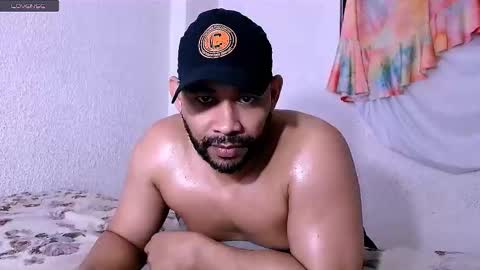 En moreno online show from 10, 11, 2025