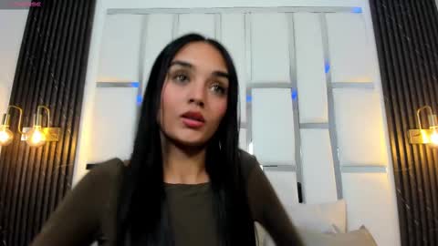 Jhoana  online show from 1, 2, 2025