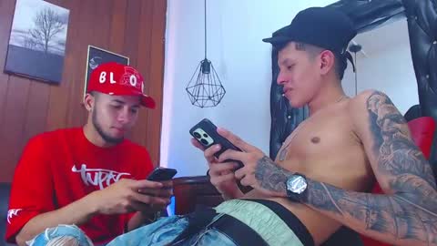 Snapshot of jhon_malo chatting on 24, 9, 2025 jhon_malo online show from 24, 9, 2025